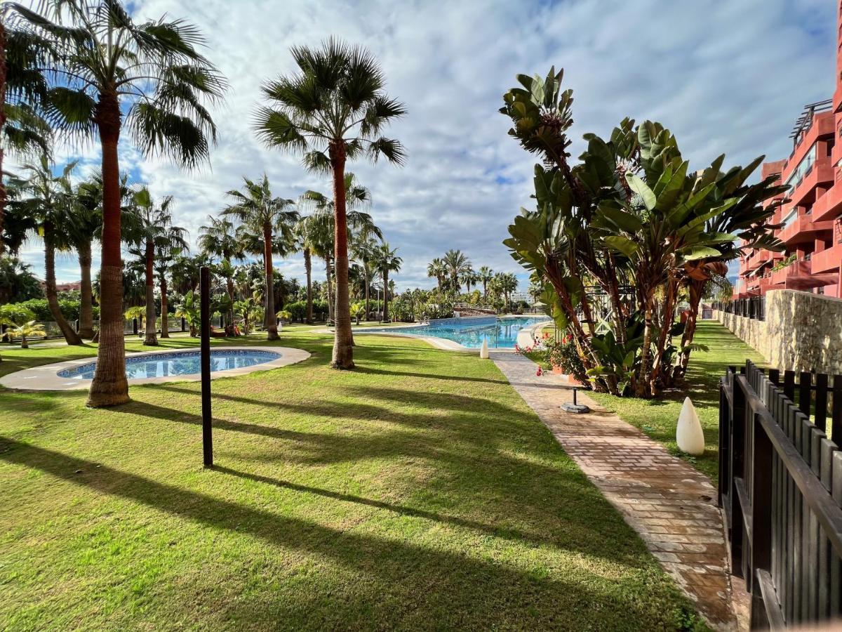 Pushe Playa Granada Beach&Golf 6 โมตริล ภายนอก รูปภาพ