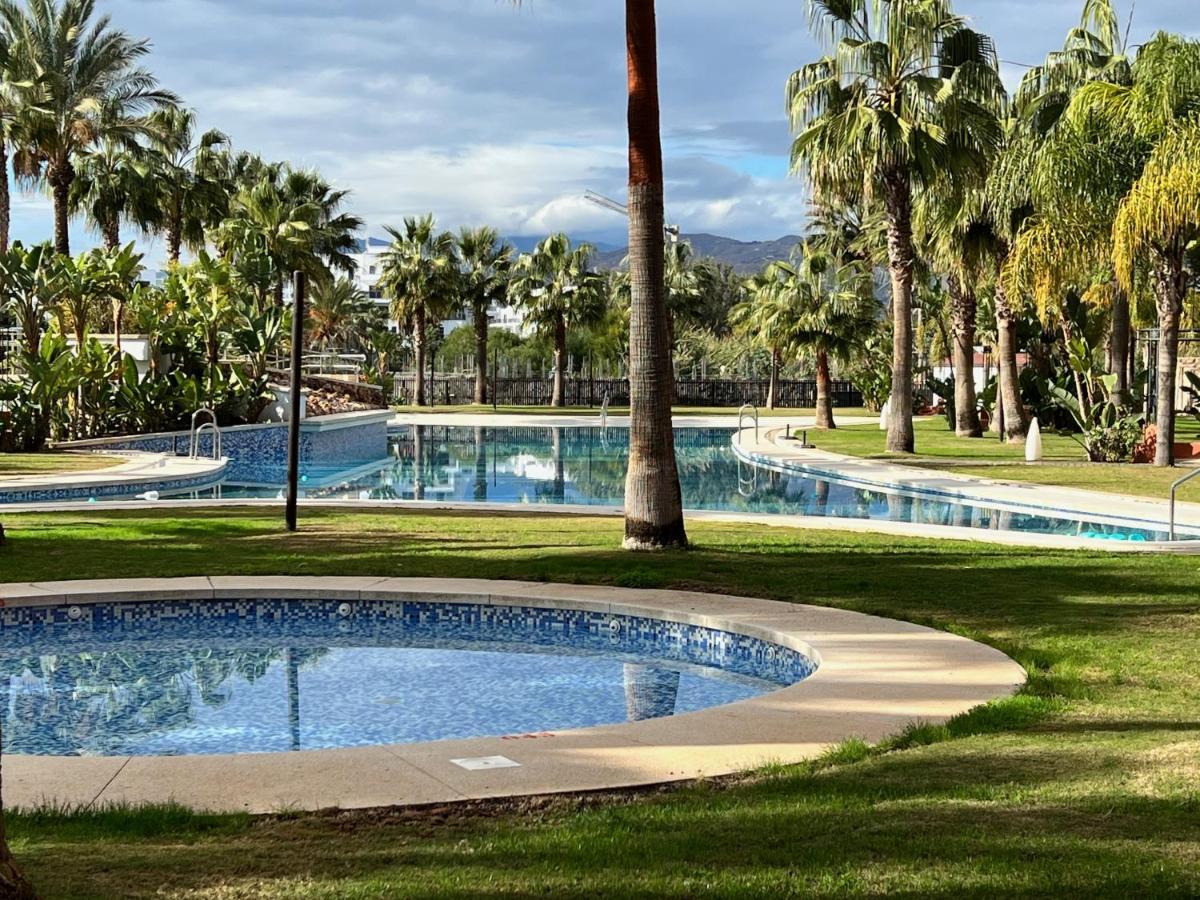 Pushe Playa Granada Beach&Golf 6 โมตริล ภายนอก รูปภาพ